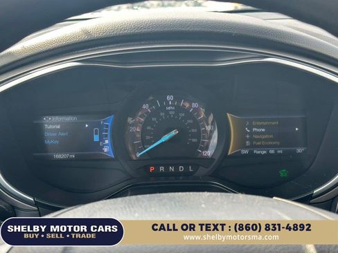 Used 2019 Ford Fusion SE image 18