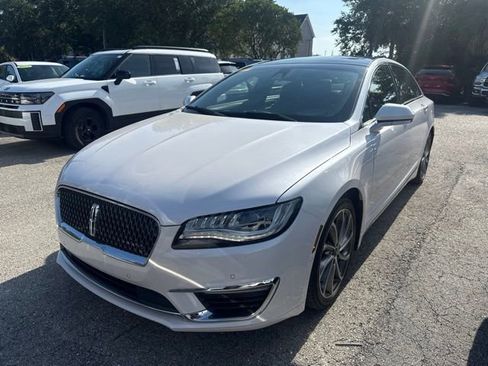 Used 2017 Lincoln MKZ Reserve w/ Drivers Package AWD/4WD image 4