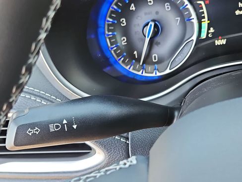 New 2026 Chrysler Pacifica Limited AWD/4WD image 26