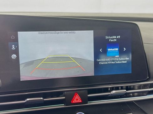 Used 2024 Hyundai Elantra SEL w/ Convenience Package image 10