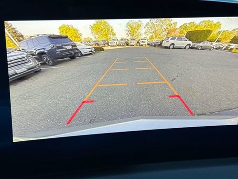 Used 2024 Cadillac XT4 Premium Luxury FWD image 27