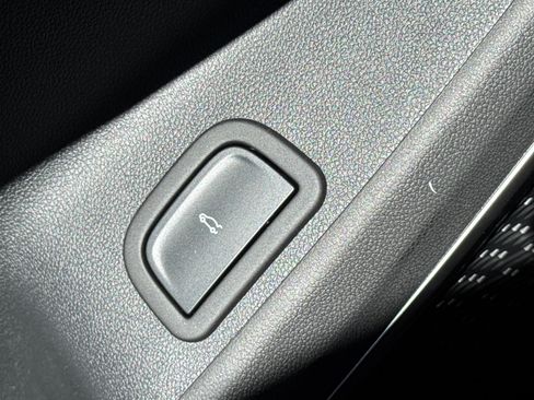 New 2026 Buick Enclave Sport Touring w/ Super Cruise Package image 32