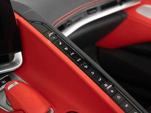 Used 2023 Chevrolet Corvette Stingray Preferred Conv w/ 2LT image 40