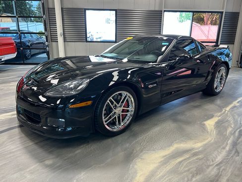 Used 2008 Chevrolet Corvette Z06 w/ Preferred Equipment Group RWD image 29
