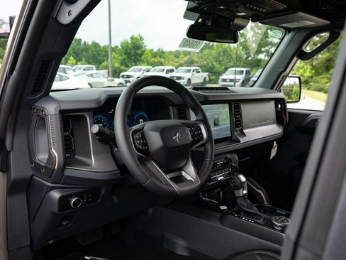 New 2026 Ford Bronco Badlands AWD/4WD image 22