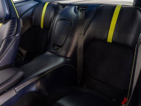 Used 2019 Aston Martin DB11 AMR image 7