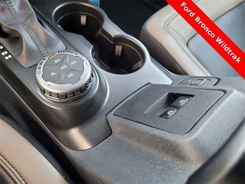 Used 2022 Ford Bronco Wildtrak image 21