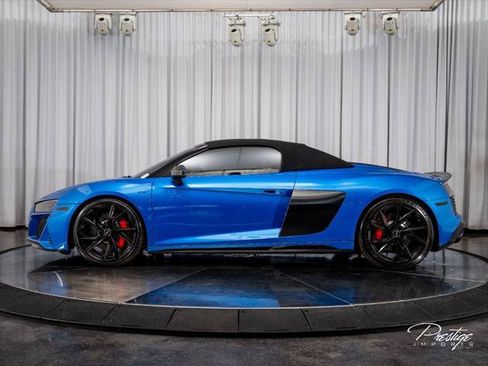 Used 2023 Audi R8 V10 performance RWD image 11