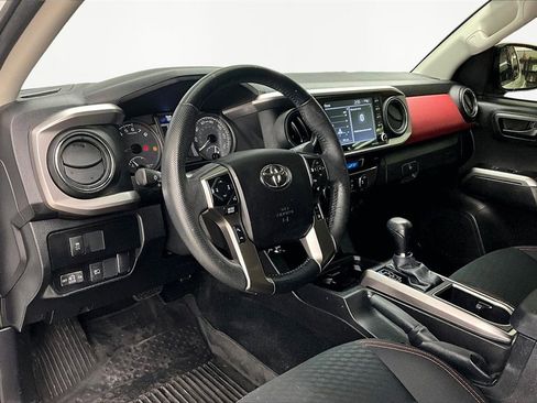 Used 2022 Toyota Tacoma SR5 image 14