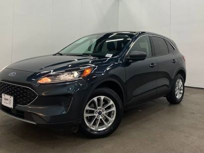 Certified 2022 Ford Escape SE