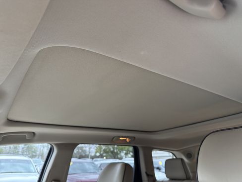 Used 2015 Jeep Grand Cherokee Overland w/ Trailer Tow Group IV image 24