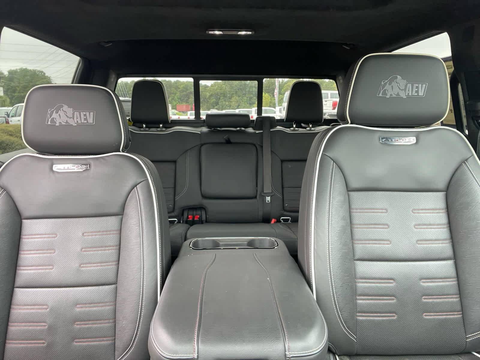 Used 2025 GMC Sierra 1500 AT4X w/ AT4X AEV Edition AWD/4WD image 27