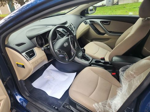 Used 2014 Hyundai Elantra SE w/ Option Group 02 image 15