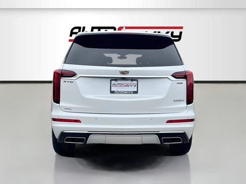 Used 2024 Cadillac XT6 Premium Luxury AWD/4WD image 6