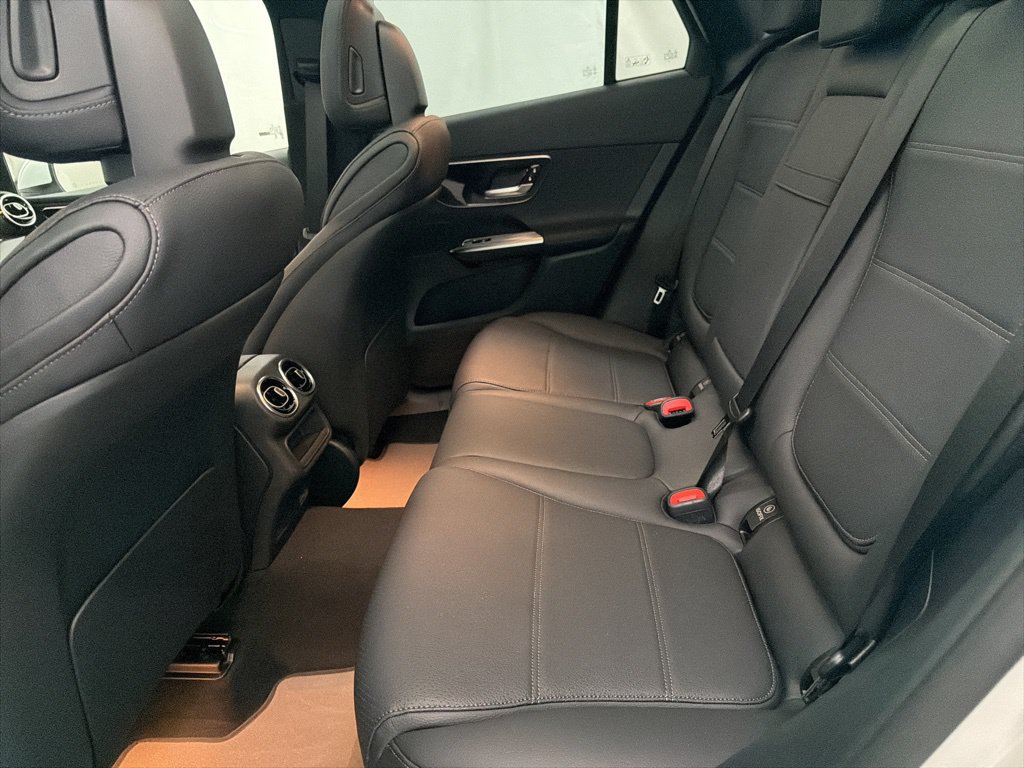 Certified 2026 Mercedes-Benz GLC 300 4MATIC image 20