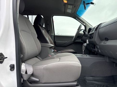 Used 2007 Nissan Frontier SE w/ SE Value Truck Pkg image 5