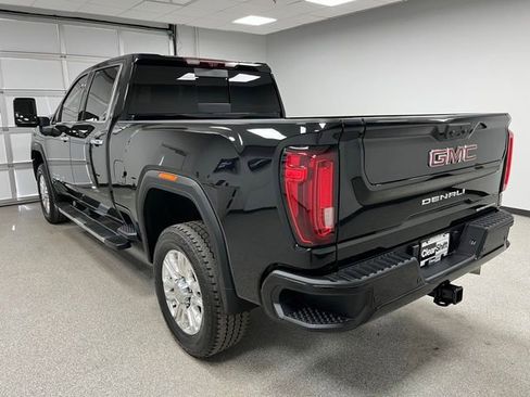 Used 2022 GMC Sierra 3500 Denali w/ Denali Ultimate Package AWD/4WD image 8
