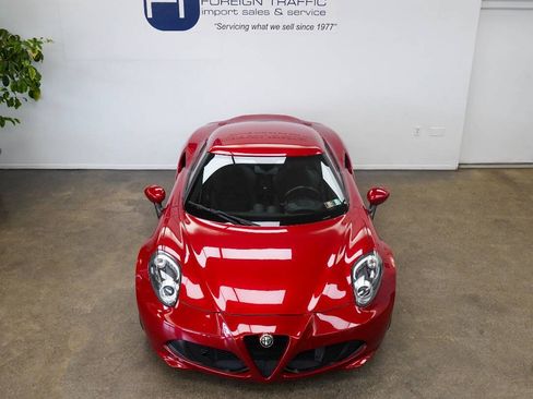 Used 2016 Alfa Romeo 4C Coupe w/ Convenience Group - Coupe RWD image 24