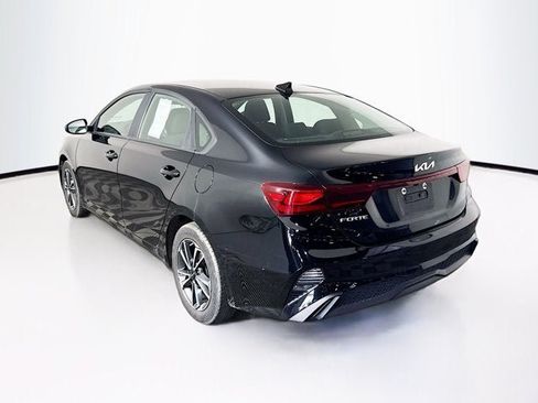 Certified 2023 Kia Forte LXS FWD image 7