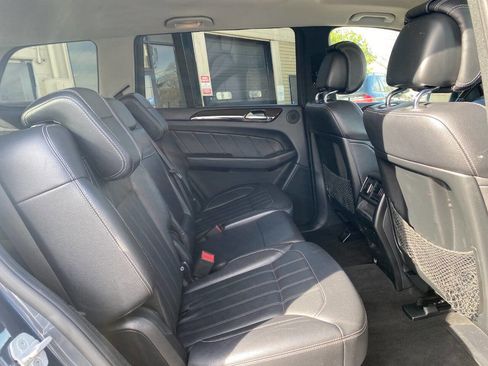 Used 2015 Mercedes-Benz GL 450 4MATIC image 30