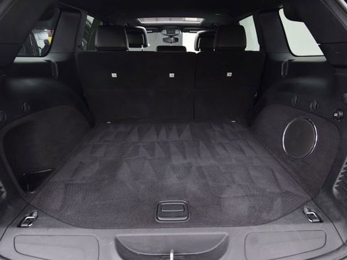 Used 2020 Jeep Grand Cherokee Altitude image 29