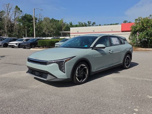 New 2026 Kia K4 EX FWD image 4