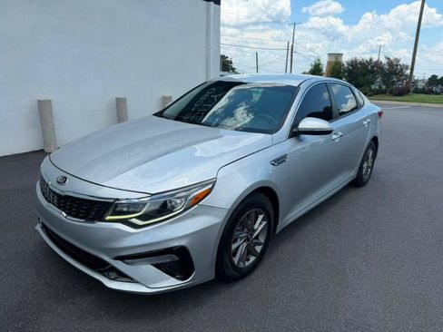 Used 2020 Kia Optima LX FWD image 1