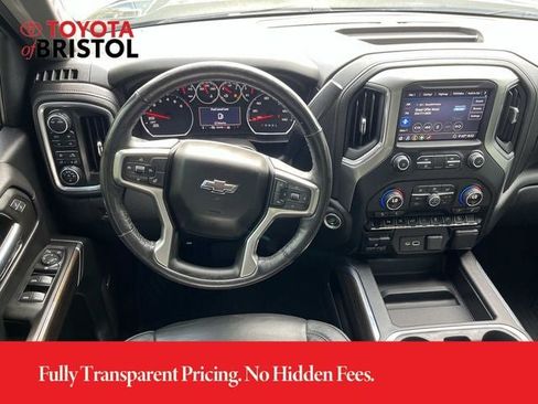 Used 2020 Chevrolet Silverado 1500 LT Trail Boss w/ Midnight Edition AWD/4WD image 13