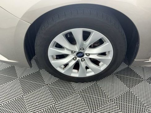 Used 2017 Subaru Legacy 2.5i Premium AWD/4WD image 18