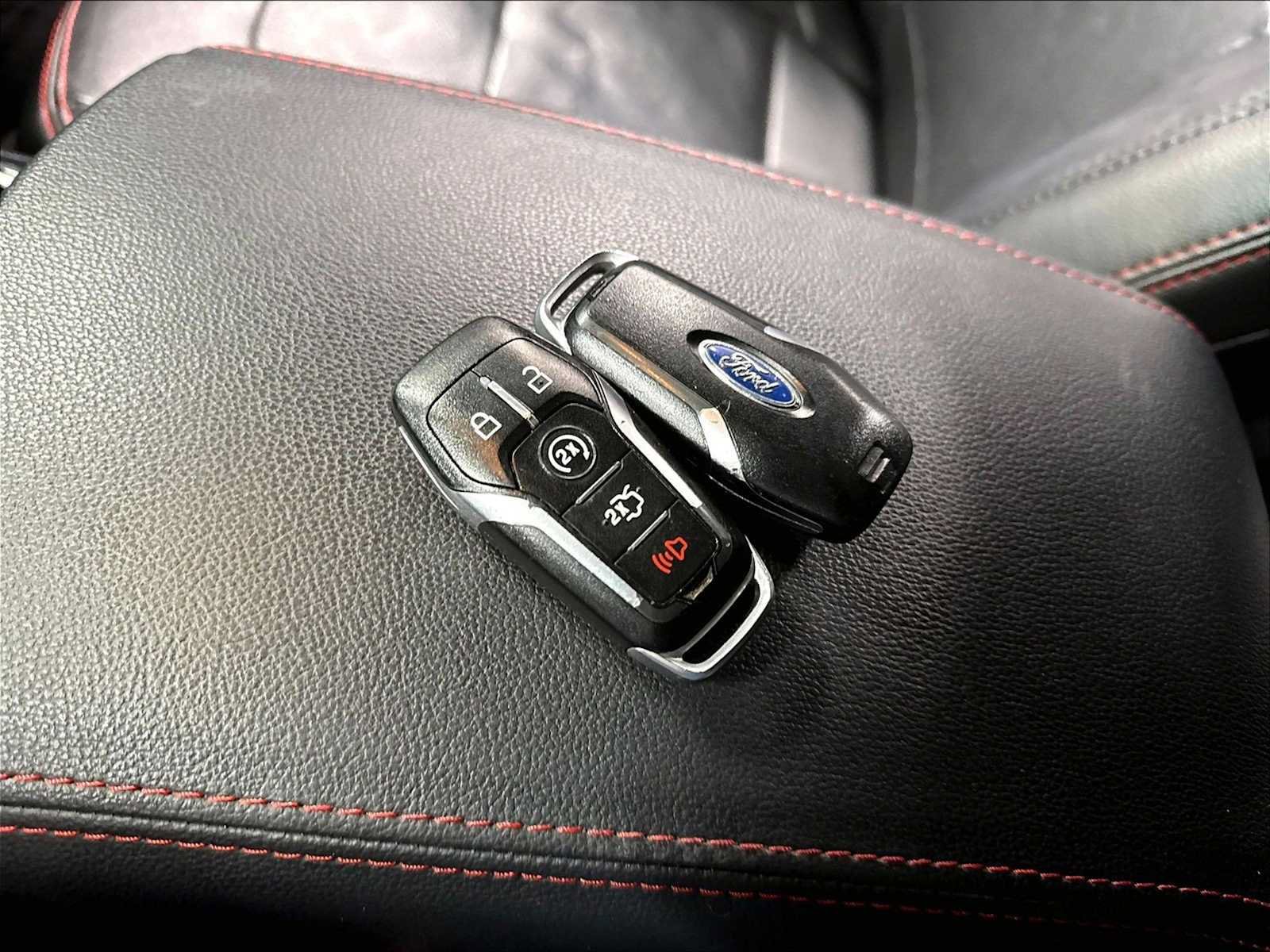 Used 2016 Ford Explorer Sport w/ Equipment Group 401A AWD/4WD image 37
