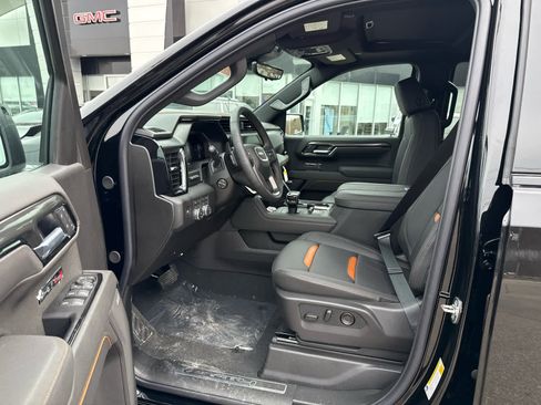 New 2026 GMC Sierra 1500 AT4 w/ Technology Package AWD/4WD image 14