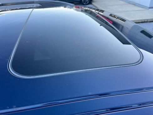 Certified 2022 Nissan Armada SL w/ Captain's Chairs Package image 9