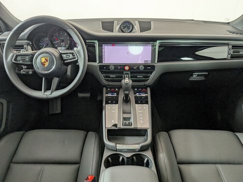 Used 2026 Porsche Macan AWD/4WD image 27
