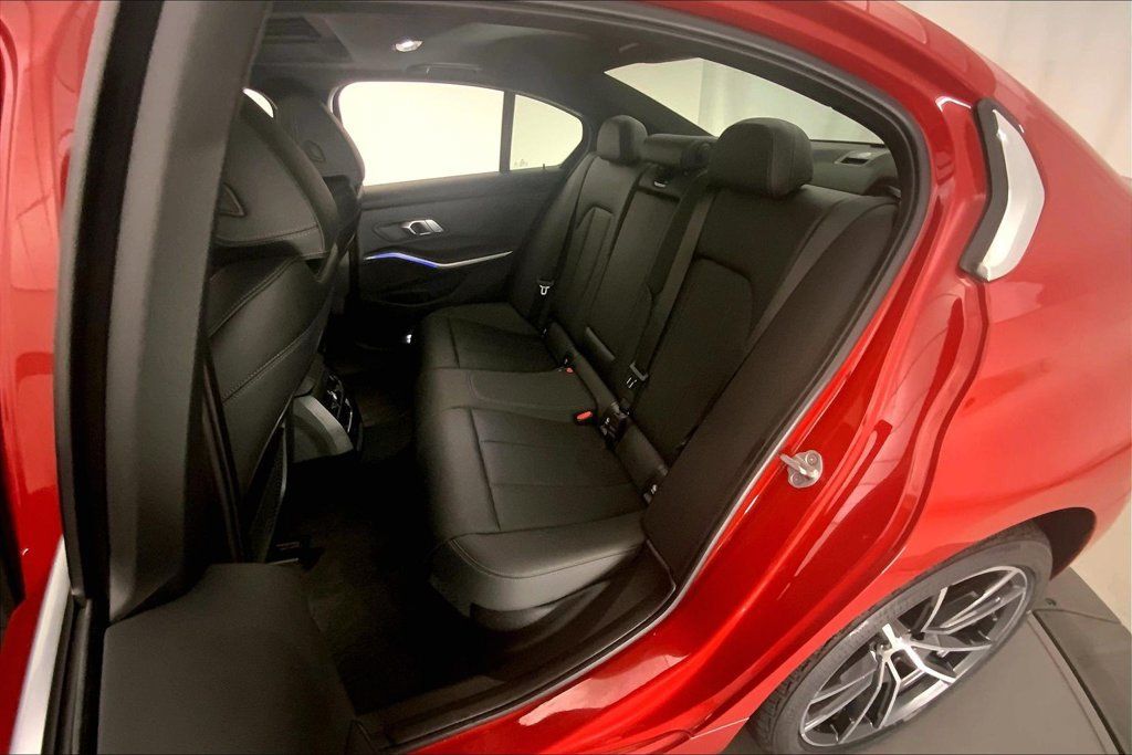 Used 2022 BMW 330i xDrive Sedan w/ Premium Package 2 AWD/4WD image 14