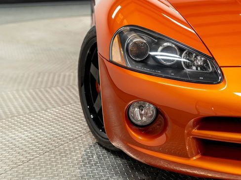 Used 2005 Dodge Viper SRT-10 w/ Copperhead Edition Group RWD image 61
