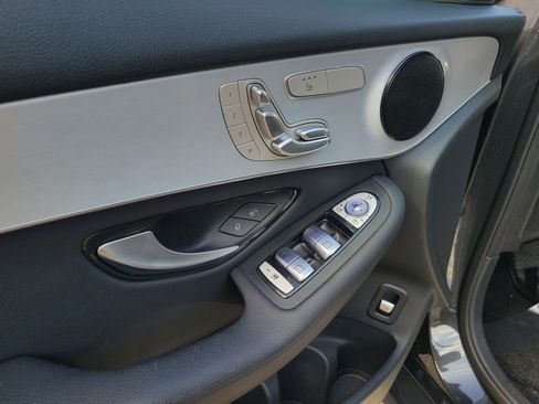 Certified 2022 Mercedes-Benz GLC 300 image 21