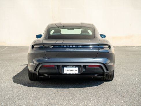 New 2025 Porsche Taycan image 7