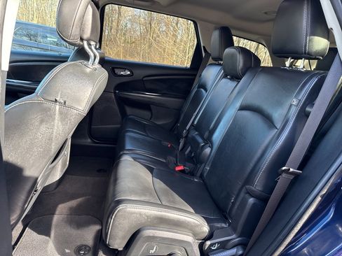 Used 2017 Dodge Journey Crossroad w/ Popular Equipment Group image 33