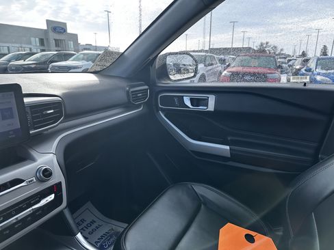 Certified 2024 Ford Explorer XLT w/ Equipment Group 202A image 11