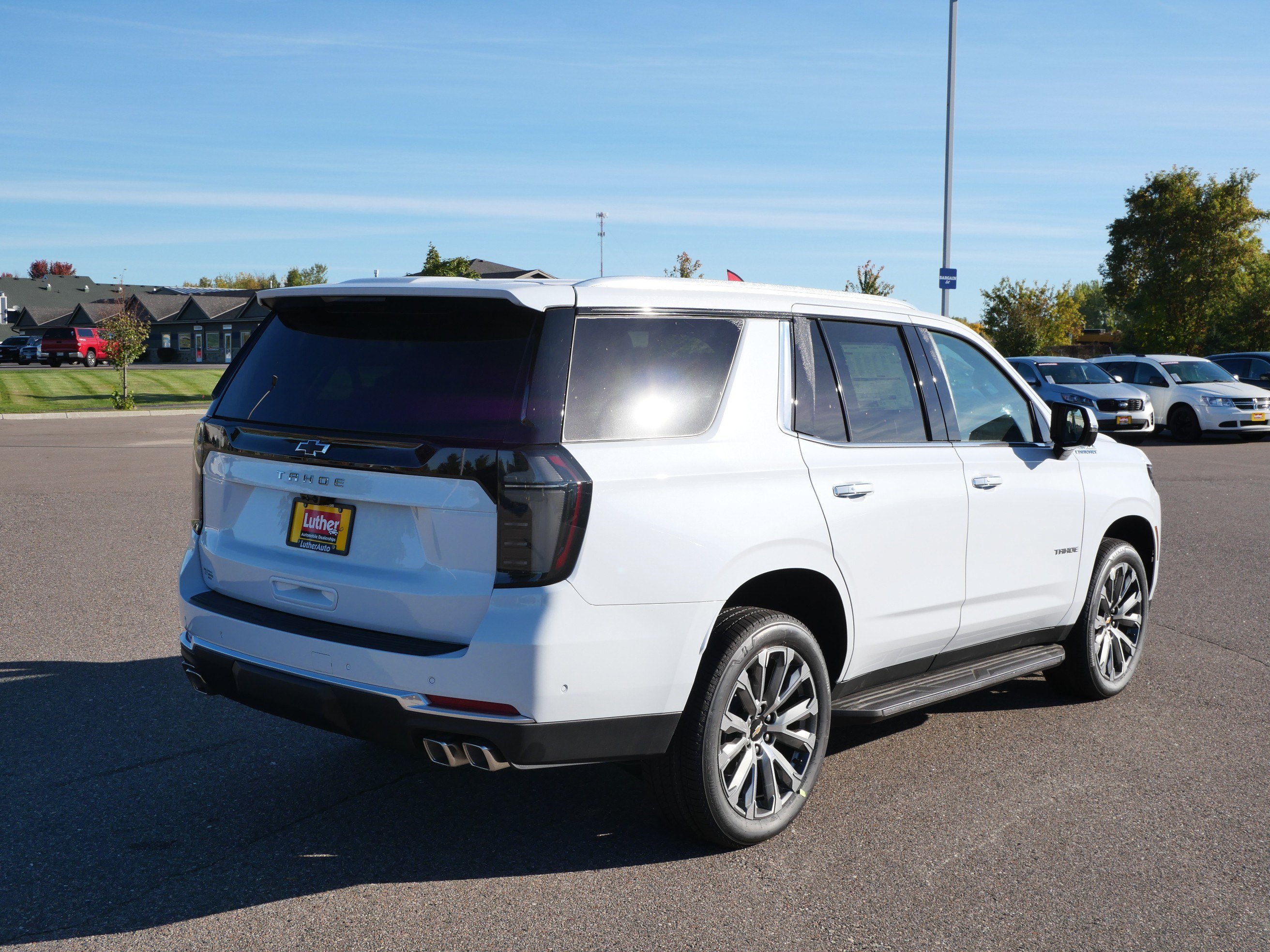 New 2026 Chevrolet Tahoe High Country w/ Sun And Tow Package AWD/4WD image 3