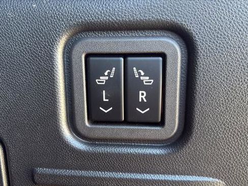 Used 2024 GMC Hummer EV 3X w/ Extreme Off-Road Package AWD/4WD image 32