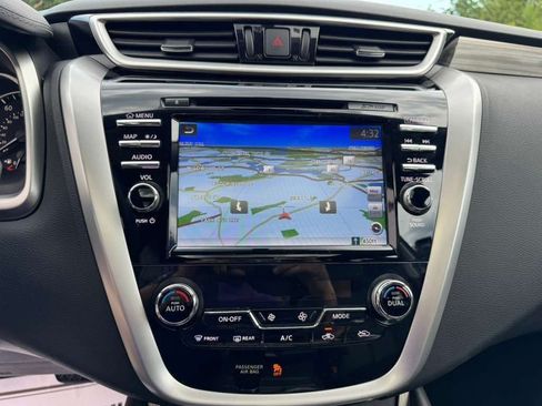 Used 2015 Nissan Murano Platinum w/ Platinum Technology Package AWD/4WD image 29