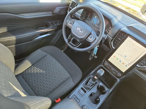 New 2025 Ford Ranger XLT w/ Equipment Group 301A High image 19