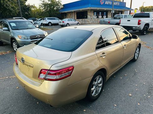 Used 2011 Toyota Camry LE w/ LE Extra-Value Pkg image 5