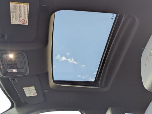 Used 2020 Chevrolet Silverado 3500 High Country w/ Technology Package image 30