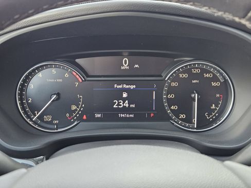 Certified 2023 Cadillac XT4 Premium Luxury FWD image 19
