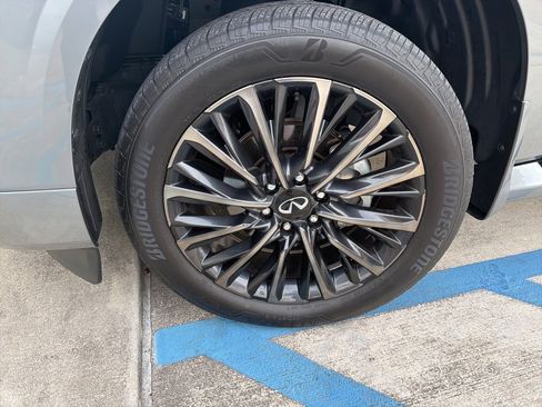 Certified 2025 INFINITI QX80 Autograph w/ Autograph Exterior Package image 2