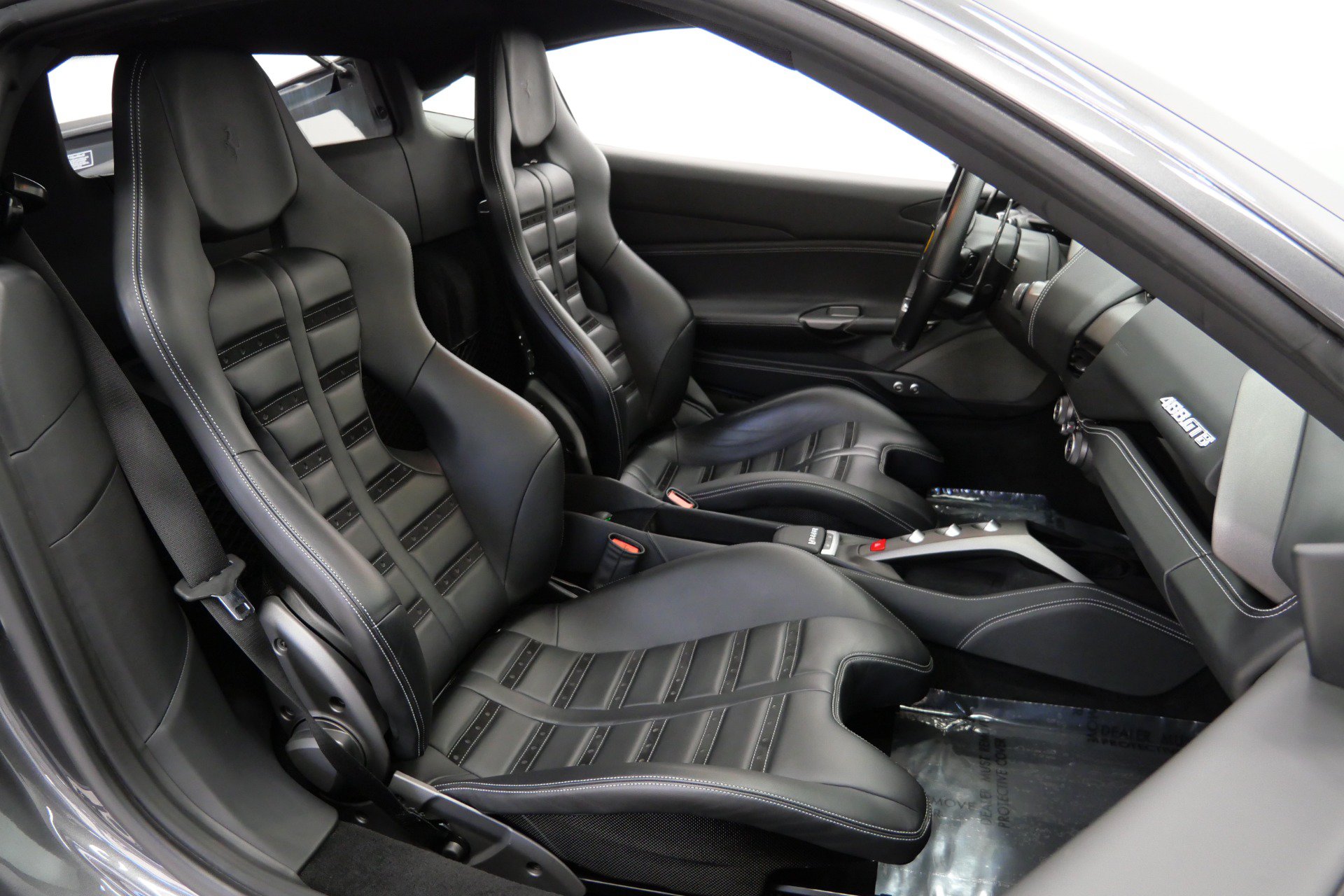 Used 2019 Ferrari 488 GTB RWD image 24