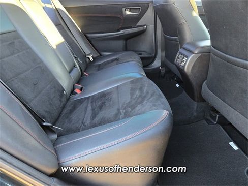 Used 2015 Toyota Camry XSE image 15