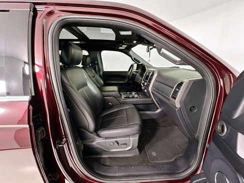 Used 2020 Ford Expedition Max XLT w/ Equipment Group 202A RWD image 33